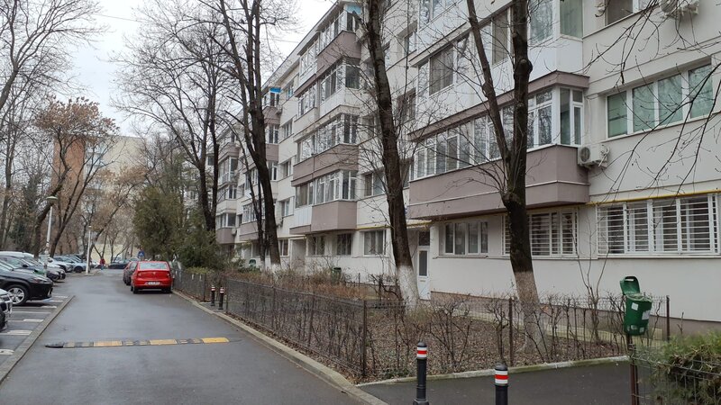 Doamna pentru curatenie, 4 ore pe saptamana
